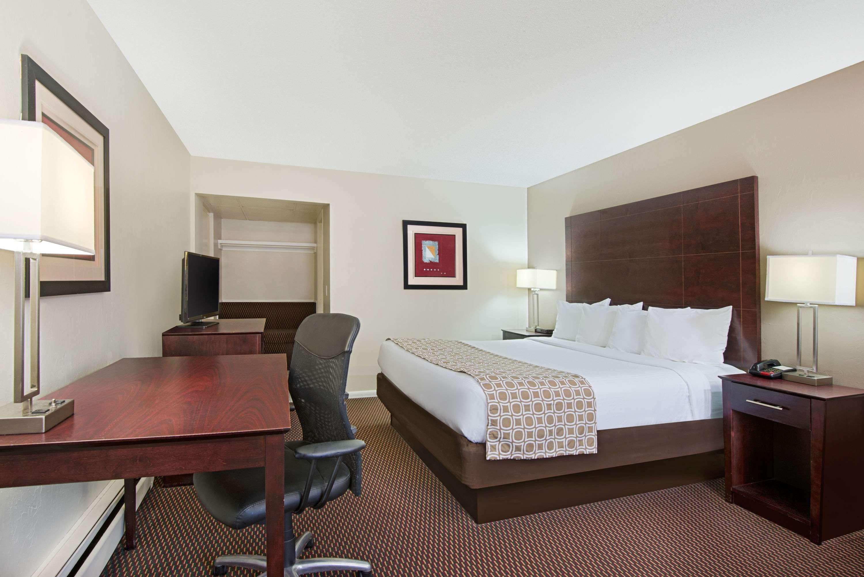 Baymont By Wyndham Hotel 3*