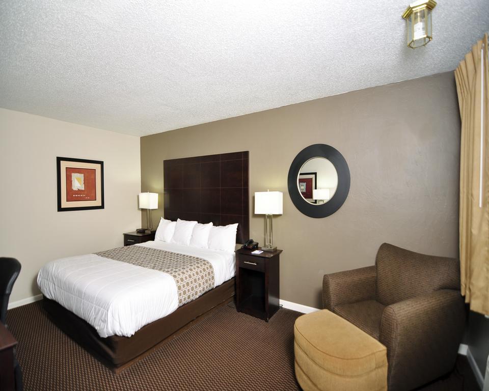 Hotel Baymont By Wyndham 3*